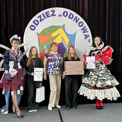 Wyróżnienie dla Kamili Pych w VII Ogólnopolskim Turnieju Szkół Mody – Odzież „ODNOWA” w Biłgoraju