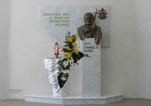 popiersie Jana Pawła II